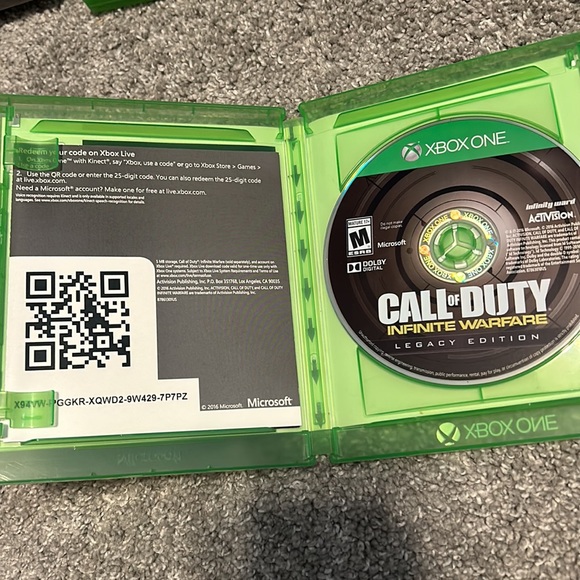 Call of duty infinite warfare legacy edition includes Modern warfare remastered - Picture 2 of 2